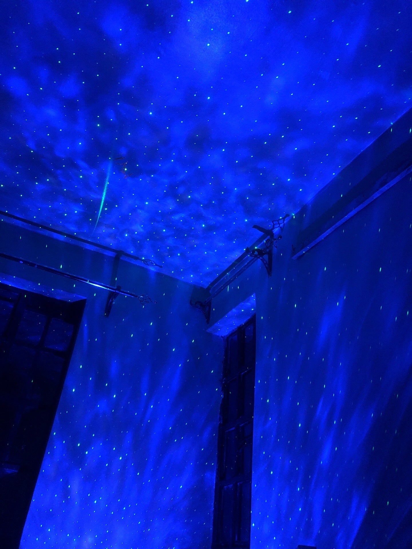 PACK JOY : Projecteur Galaxy et projecteur à bulles